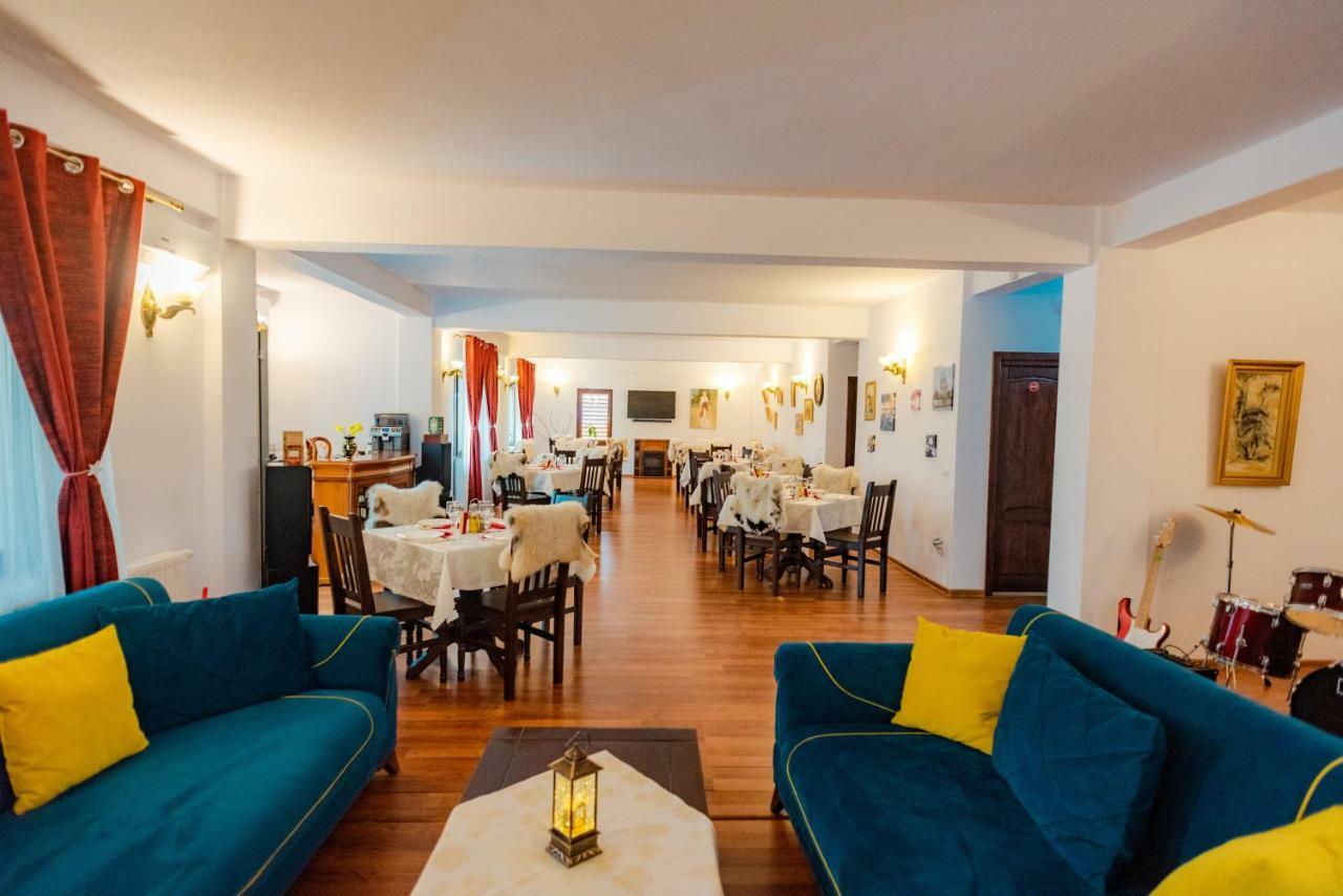 Hotel Tango margo Valea Lupului  Zewnętrze zdjęcie